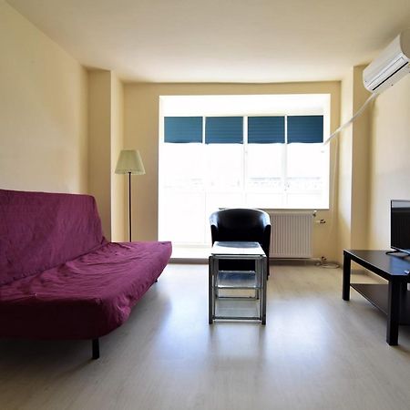 Gara De Nord - Resedinta Lui Calin Apartment Bucharest Exterior photo