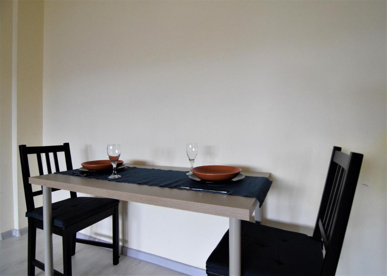 Gara De Nord - Resedinta Lui Calin Apartment Bucharest Exterior photo